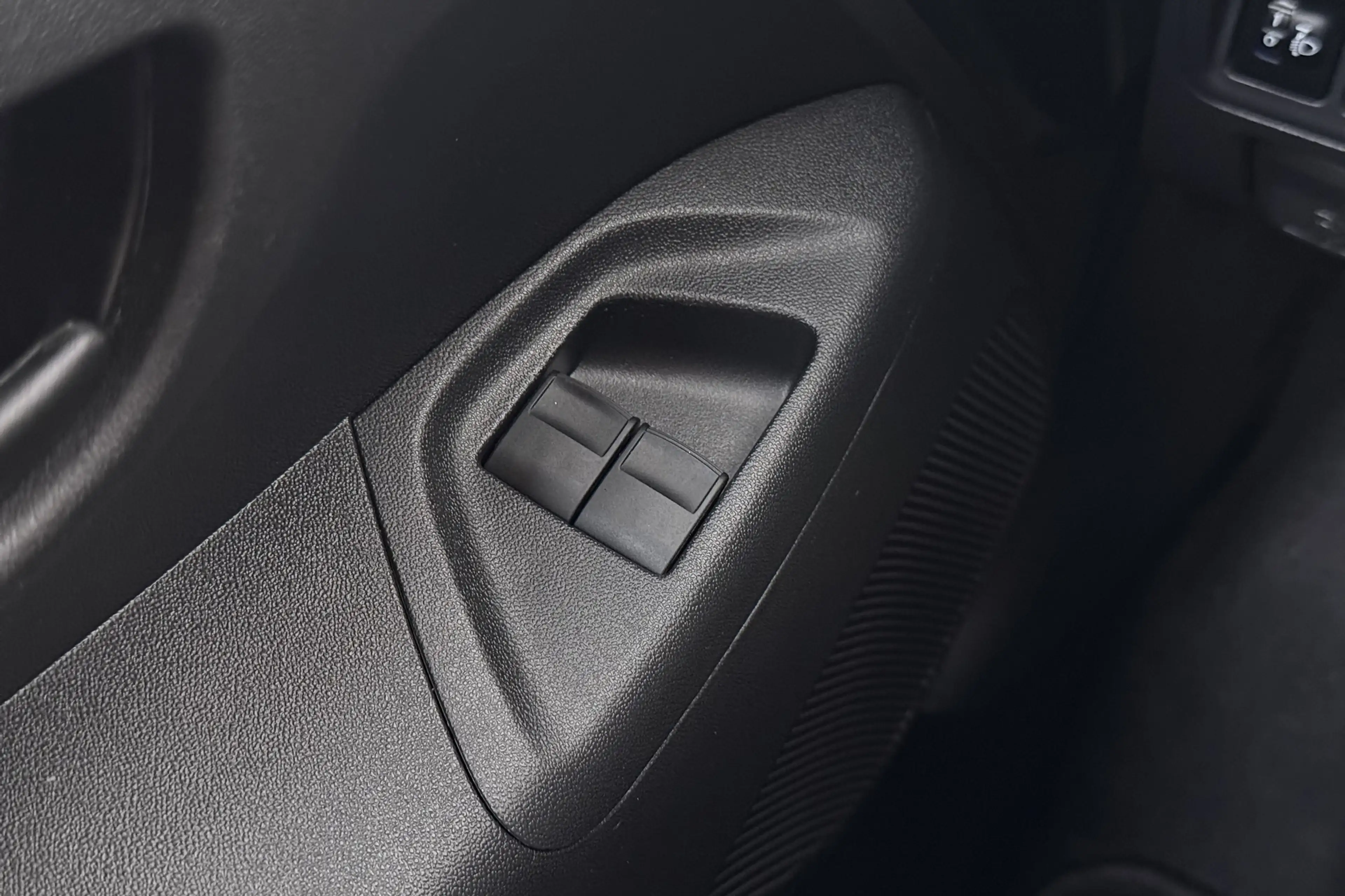 Peugeot 108 1.0 e-VTi Active LED Bluetooth DAB Start/Stop — photo 16