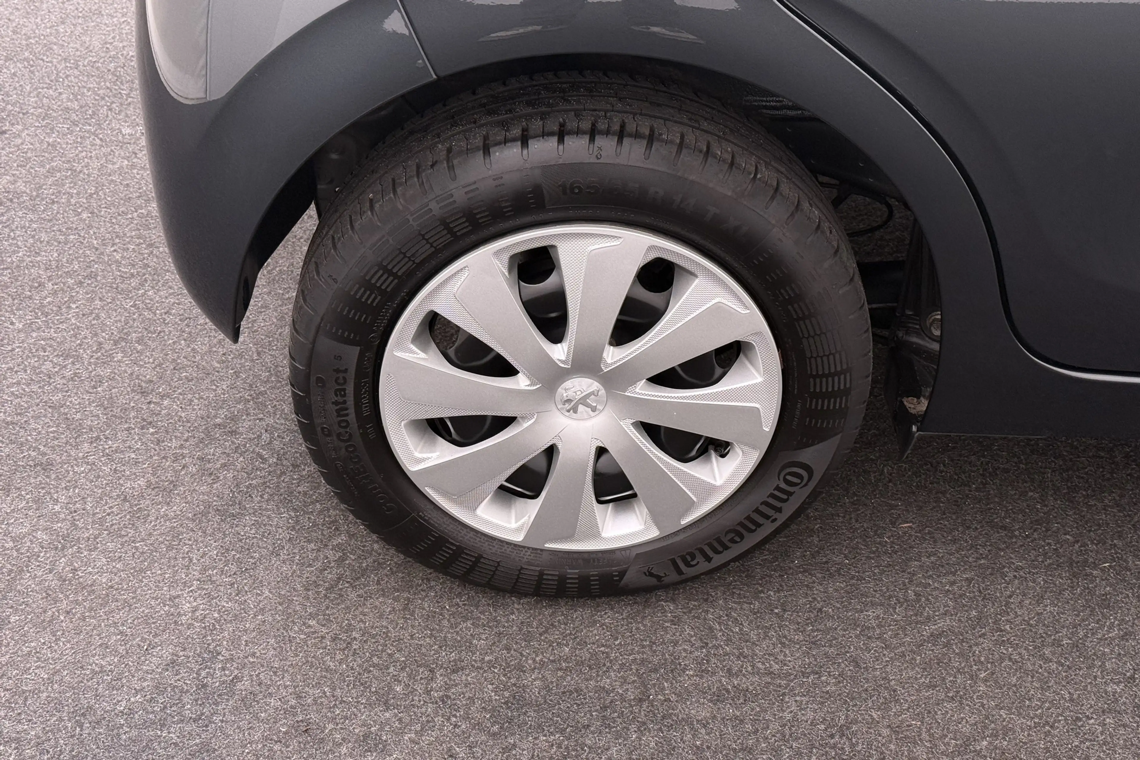 Peugeot 108 1.0 e-VTi Active LED Bluetooth DAB Start/Stop — photo 7