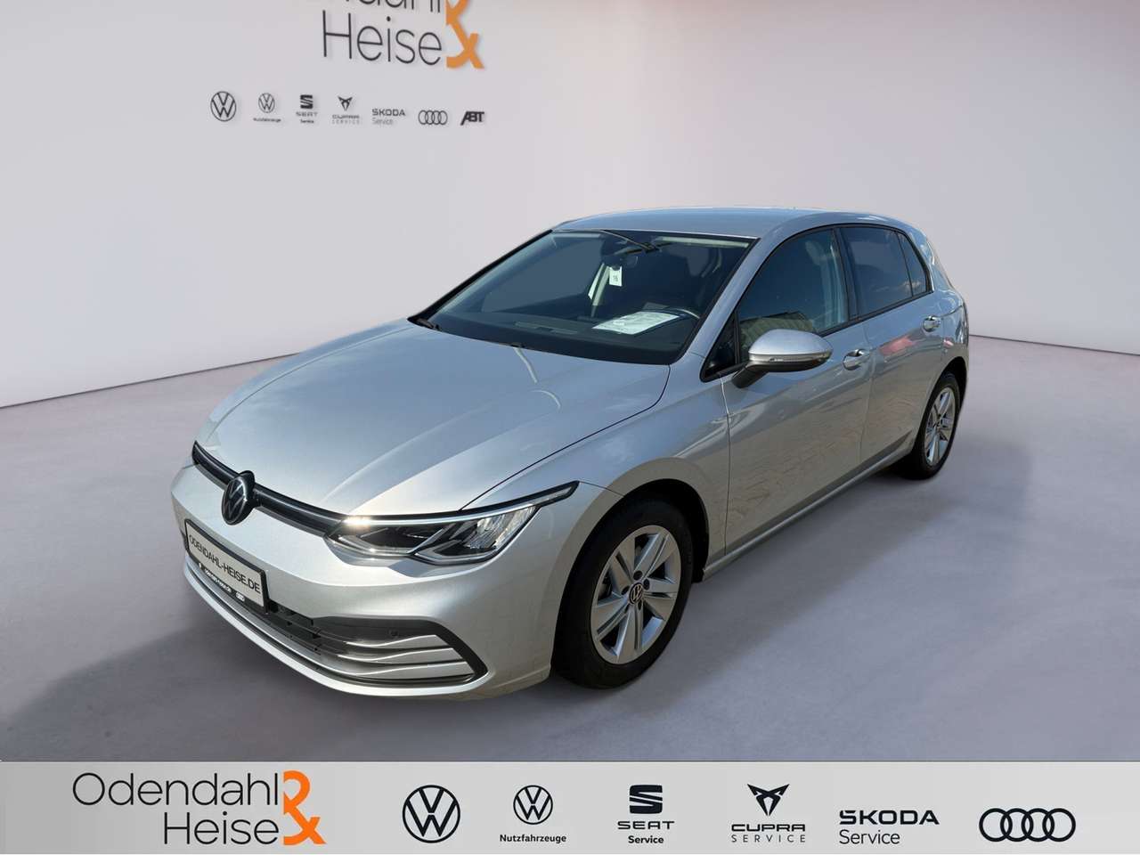 Volkswagen Golf — Volkswagen Golf Life 1.5 TSI OPF 6-Gang KAMERA / NAVI / ACC /