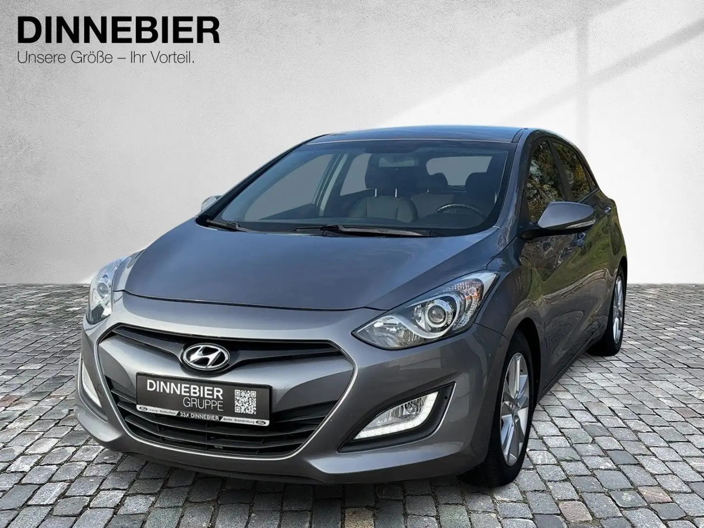 Hyundai i30 FIFA World Cup Edition CAM NAVI PDC Grijs - 2