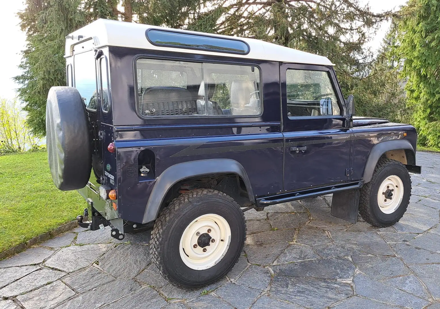 Land Rover Defender Defender 90 2.0 16V MPI 136cv Ex Carabinieri Bleu - 1