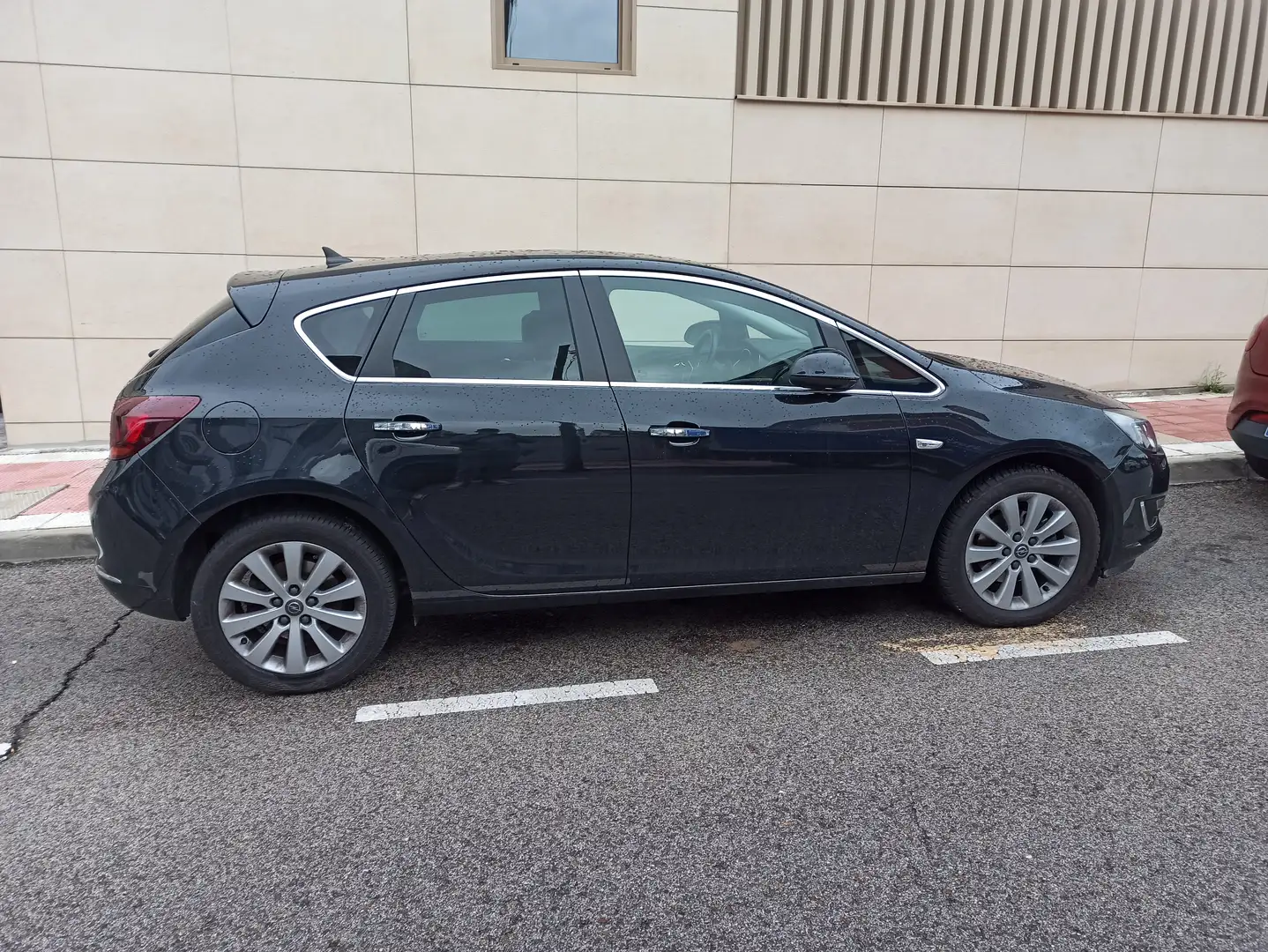 Opel Astra 2.0CDTi S/S Excellence 165 Negro - 2
