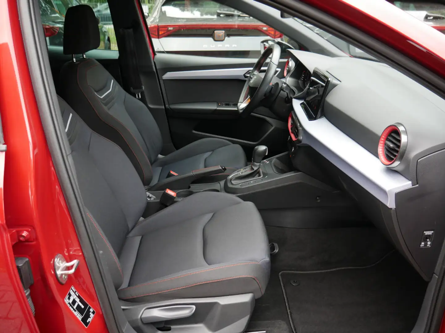 SEAT Ibiza 1.5 TSI DSG FR Pro Black Edition LED Rot - 2