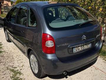 1.6 benzina Elegance