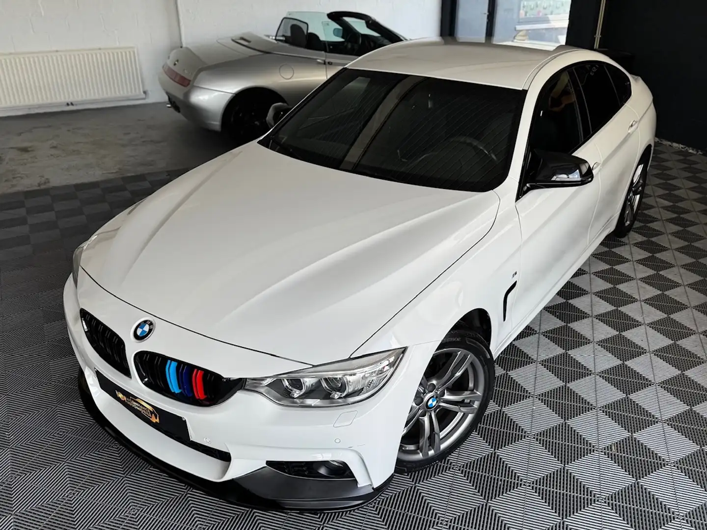 BMW 418 dA GranCoupé Pack M 1er prop garantie 12 mois Wit - 2