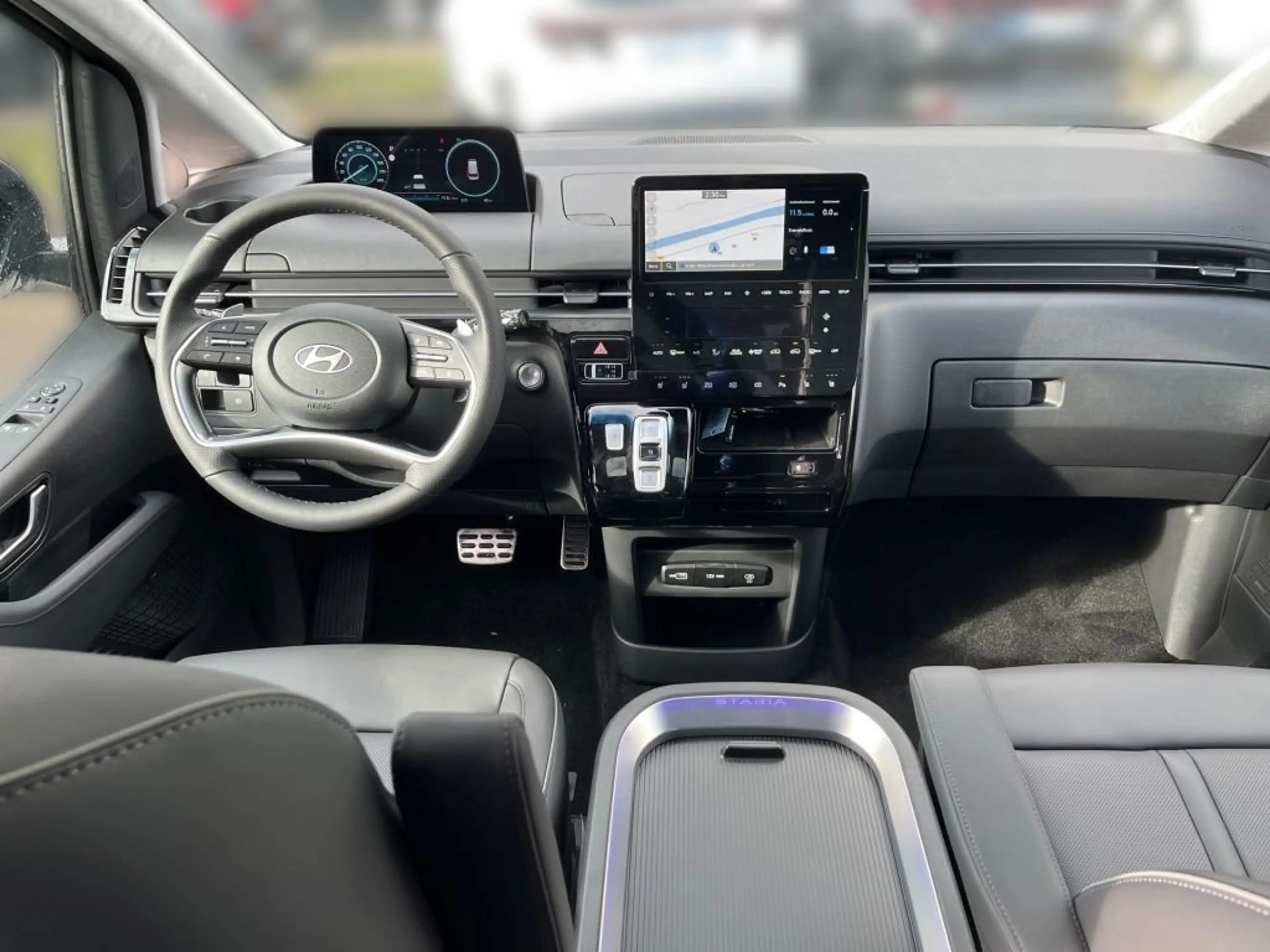 Hyundai STARIA 1.6 T-GDI HEV Signature — photo 11