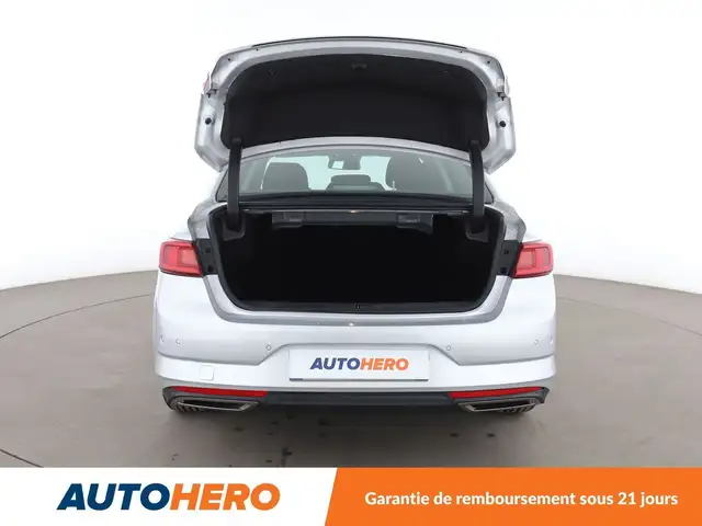 Renault Talisman view 16