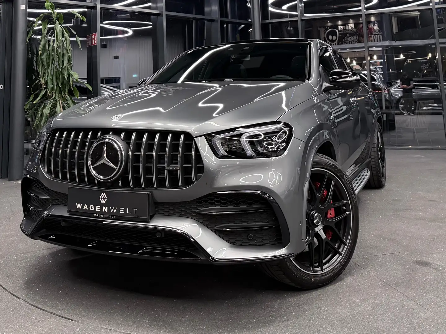 Mercedes-Benz GLE 53 AMG 4Matic+ Coupe, Dynamic-Plus-Paket, 360° Kamera Grau - 1