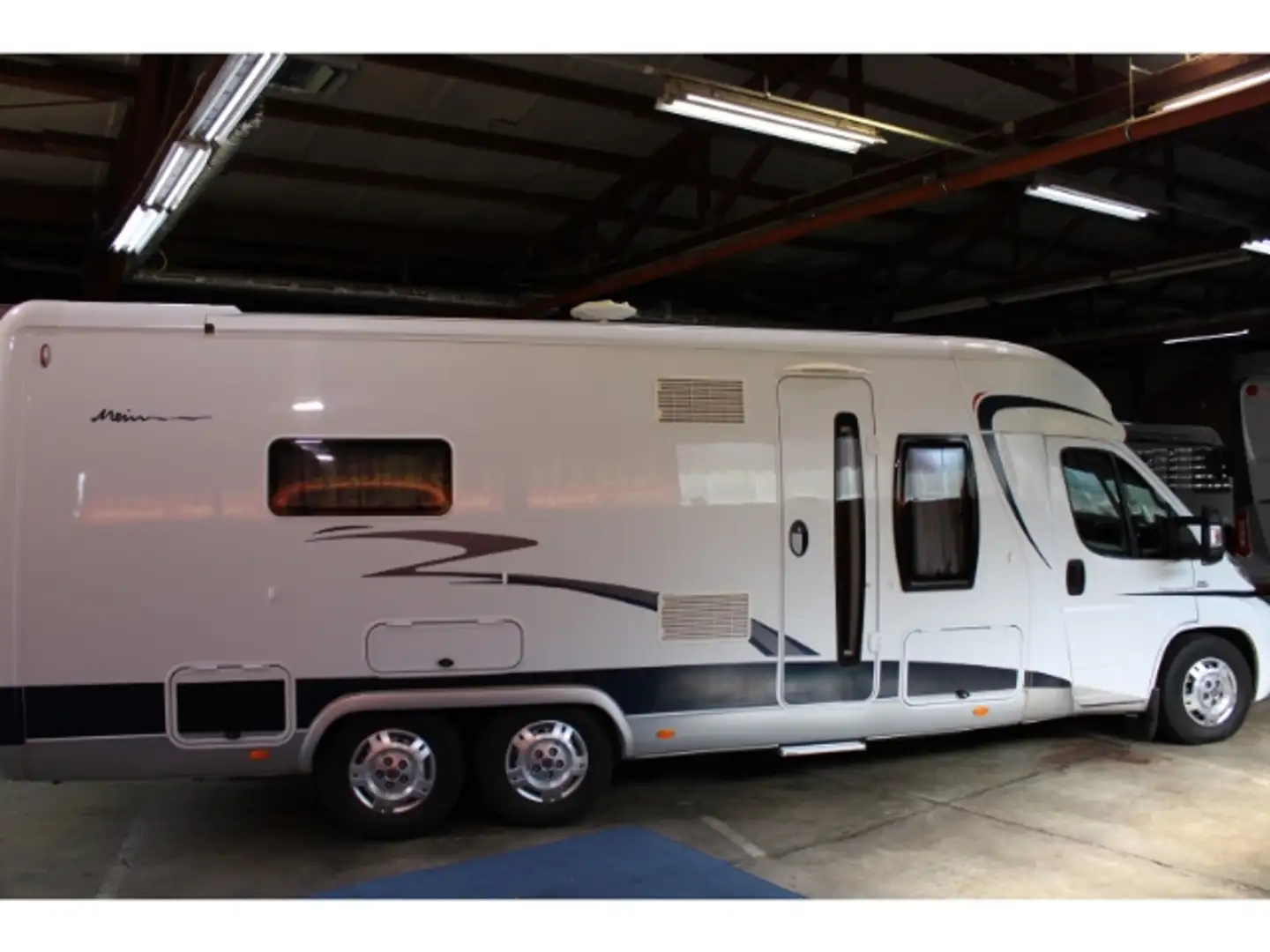 Hobby Toskana Exclusive 75 TL 3,0 Einzelbetten Heckbad Blanc - 2