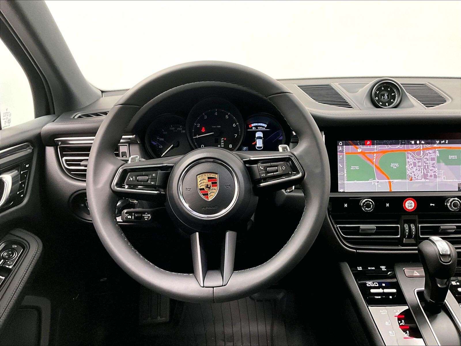 2026 Porsche Macan AWD thumb 10