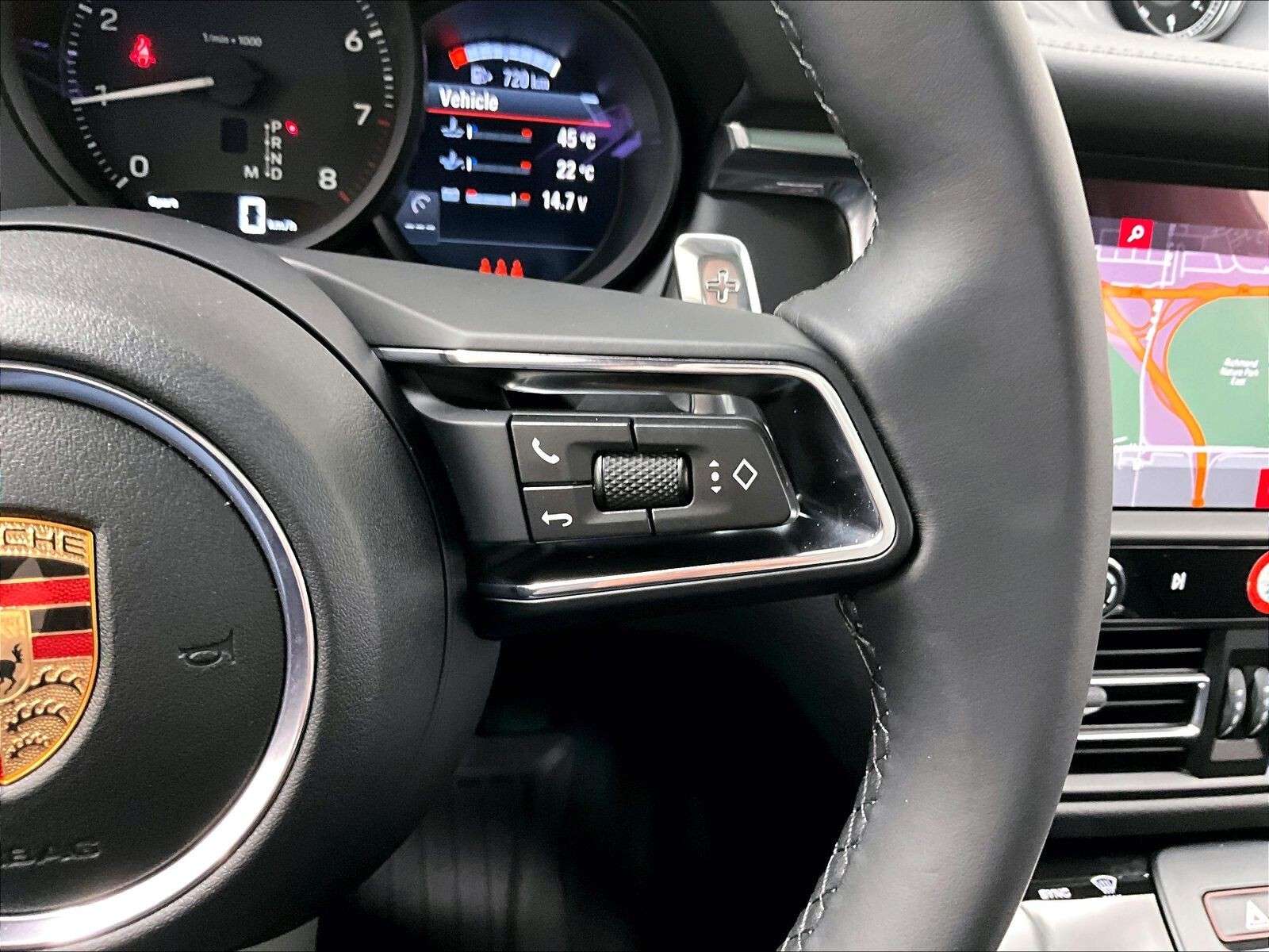 2026 Porsche Macan AWD thumb 21