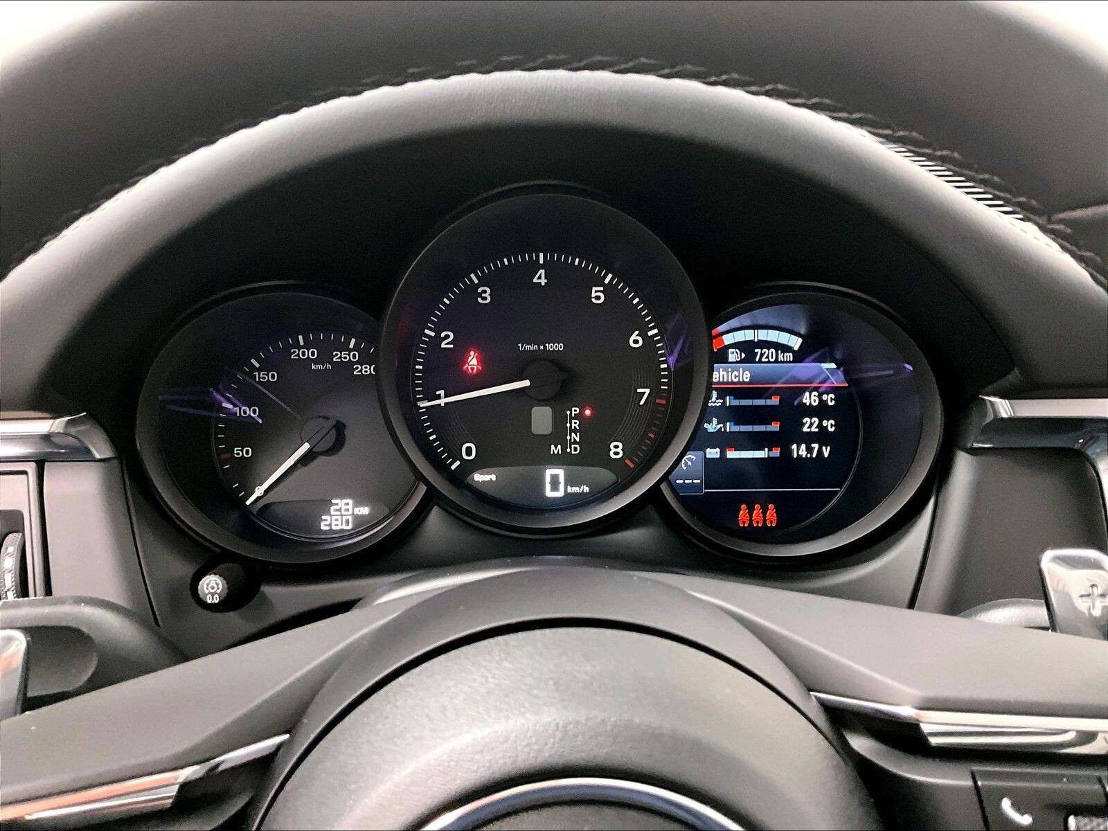 2026 Porsche Macan AWD thumb 20