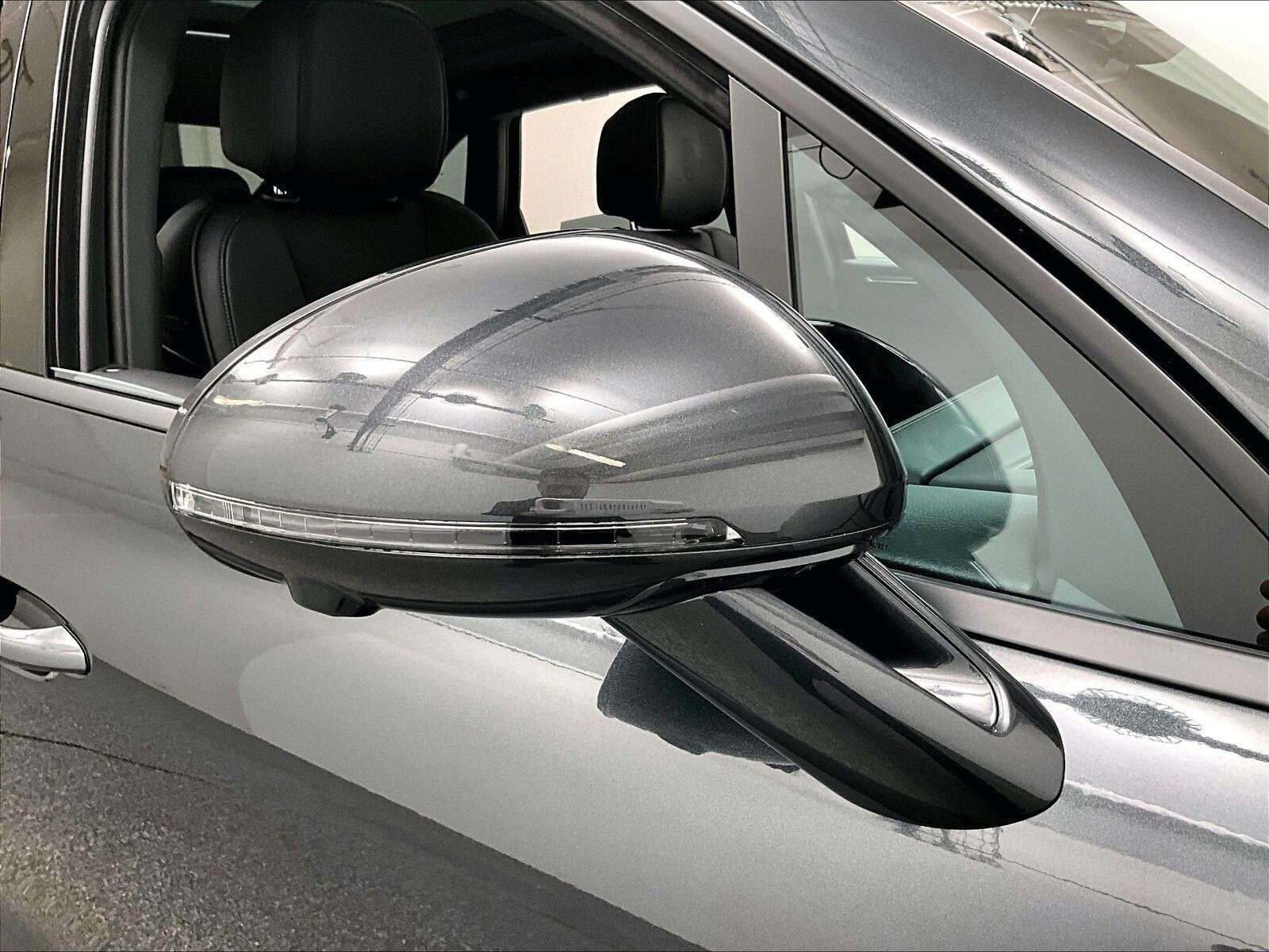 2026 Porsche Macan AWD thumb 33