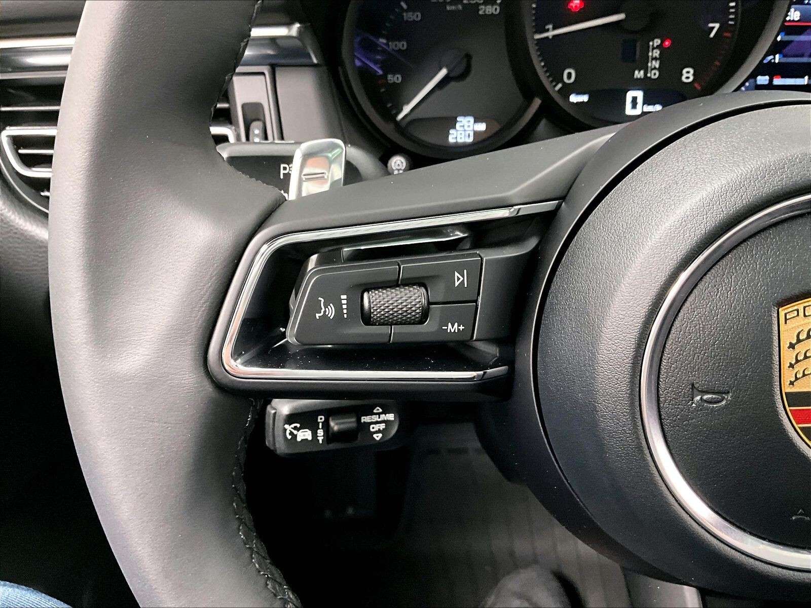 2026 Porsche Macan AWD thumb 19