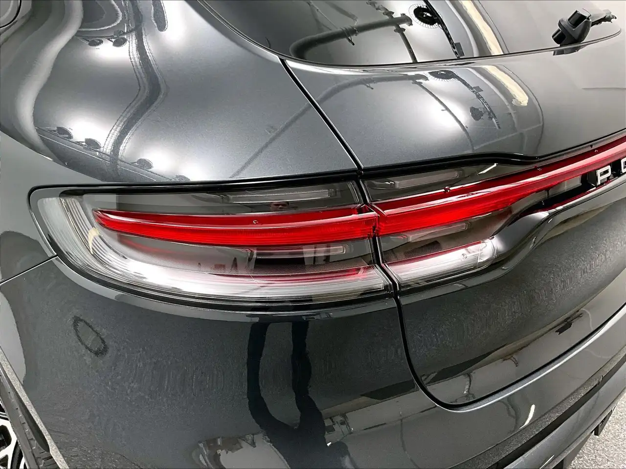 Porsche Macan снимка Porsche Macan