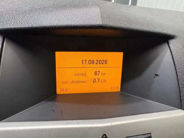 Opel Astra view 18