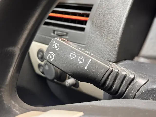 Opel Astra view 14