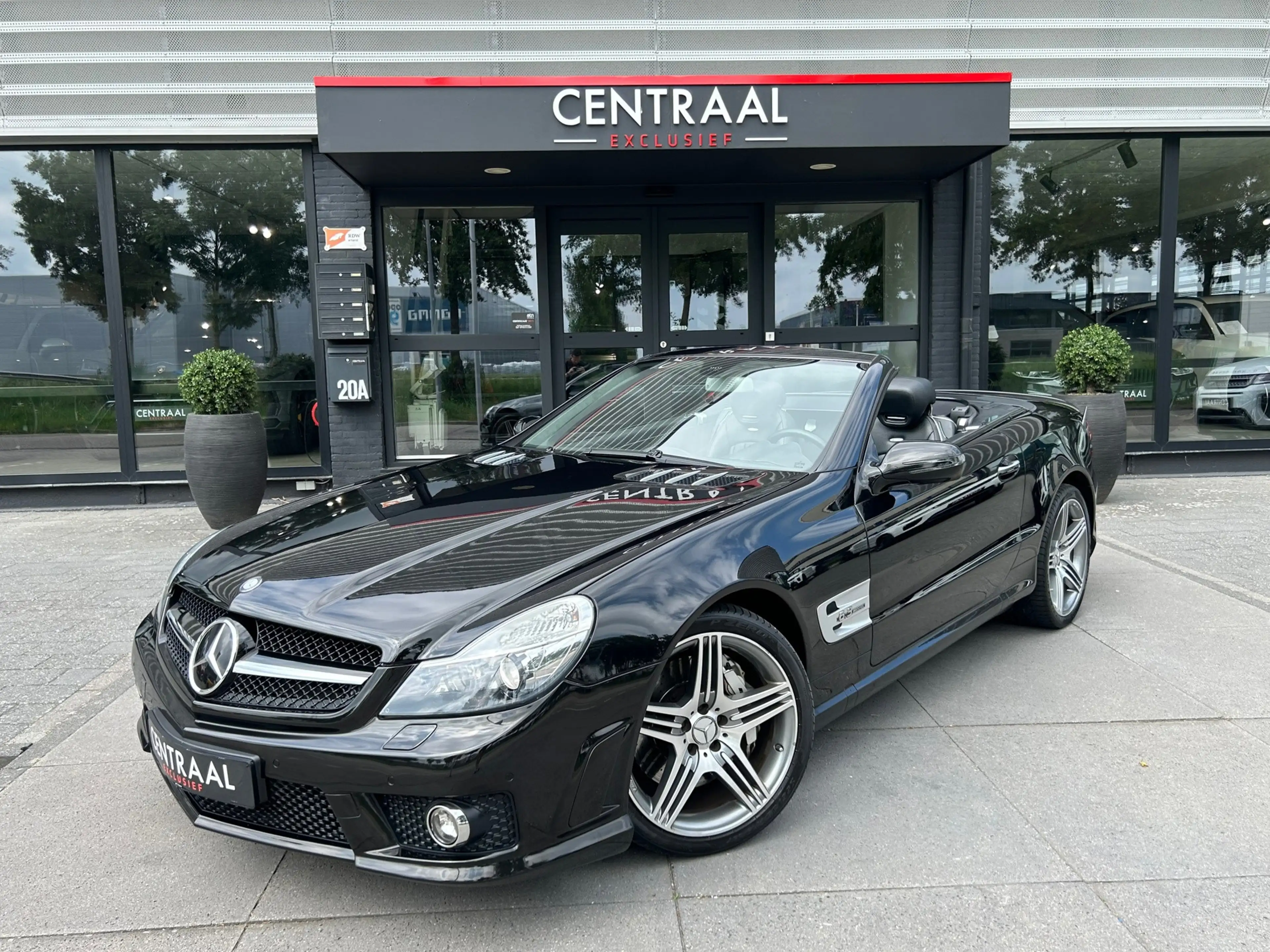 Mercedes-Benz SL 63 AMG 63|BTW|Pano|Leder|Massage|Harman/Kardon|Airscarf|M