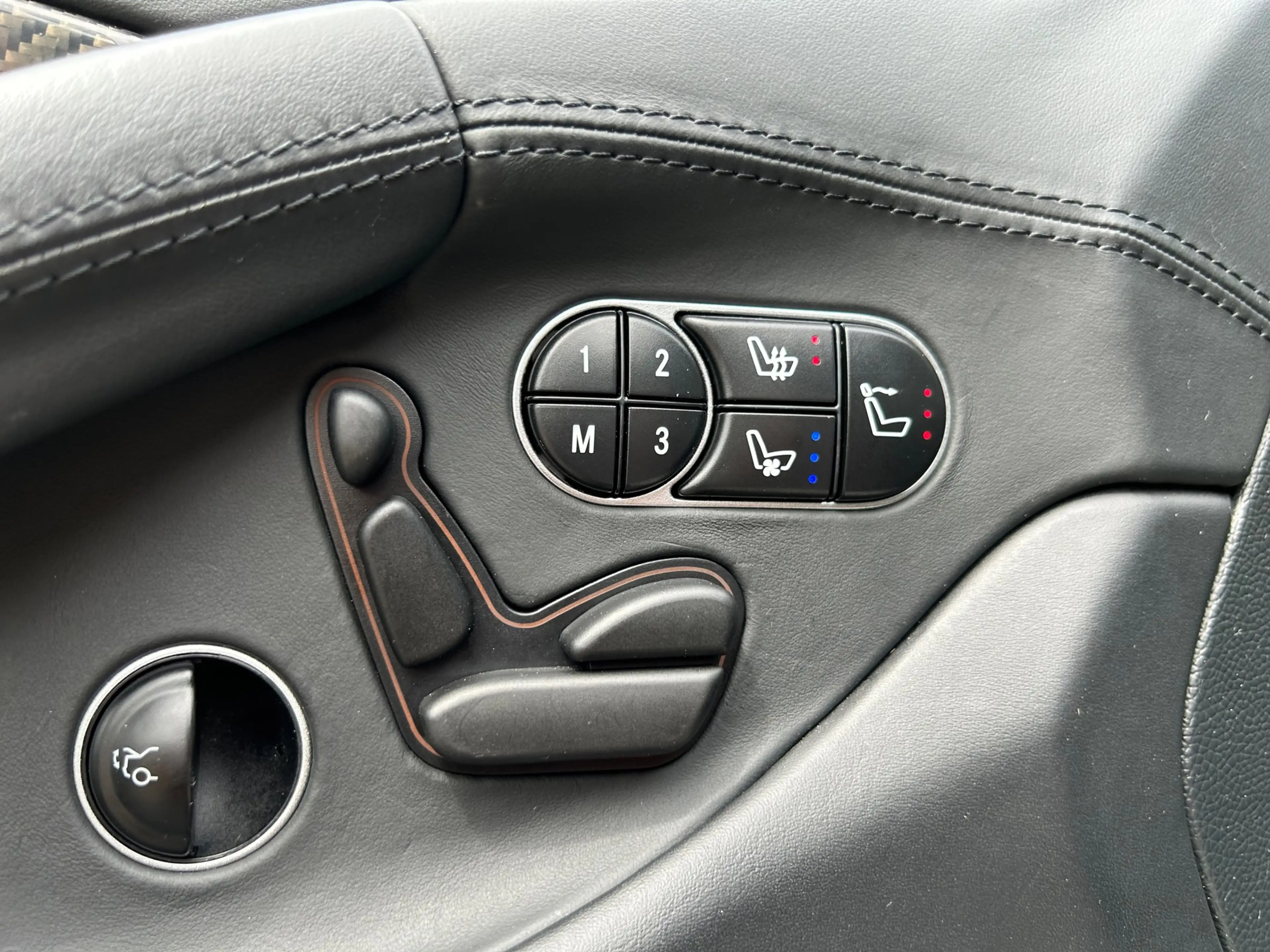 Mercedes-Benz SL 63 AMG 63|BTW|Pano|Leder|Massage|Harman/Kardon|Airscarf|M — photo 9