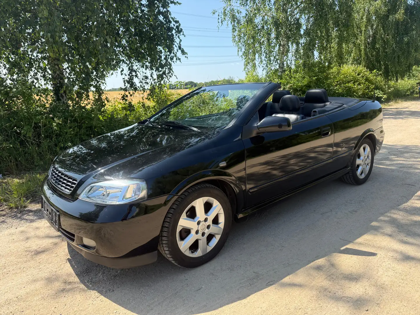 Opel Astra 2.2 16V Automatik,73.000 Leder,Elk.DACH TÜV NEU Schwarz - 2