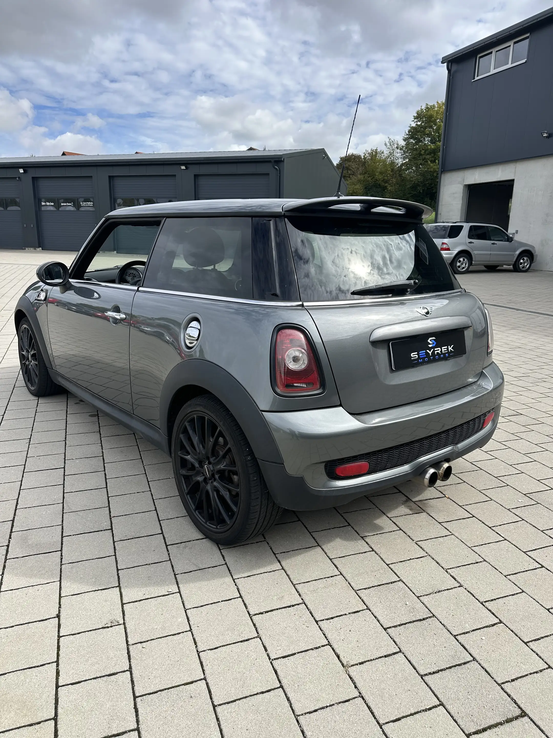MINI Cooper S MINI — photo 5