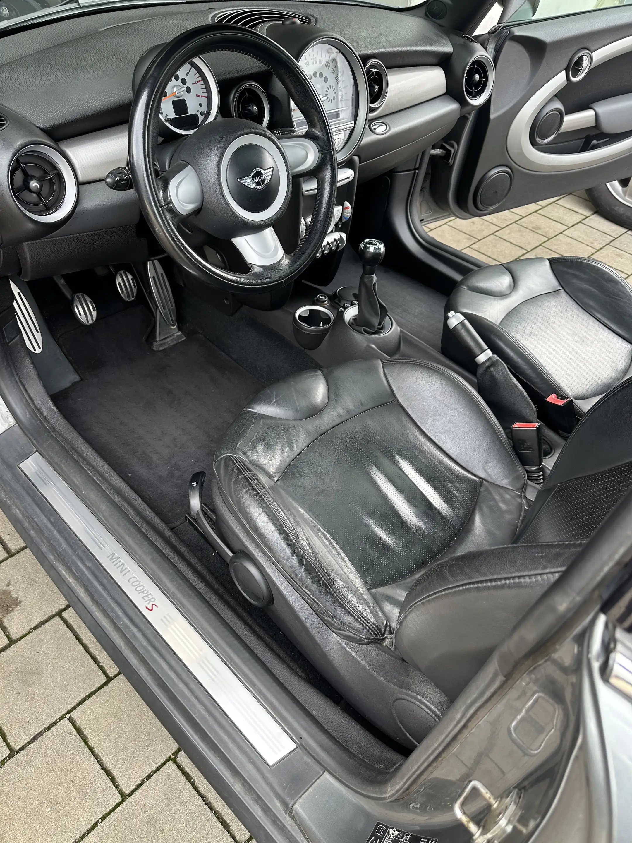 MINI Cooper S MINI — photo 9