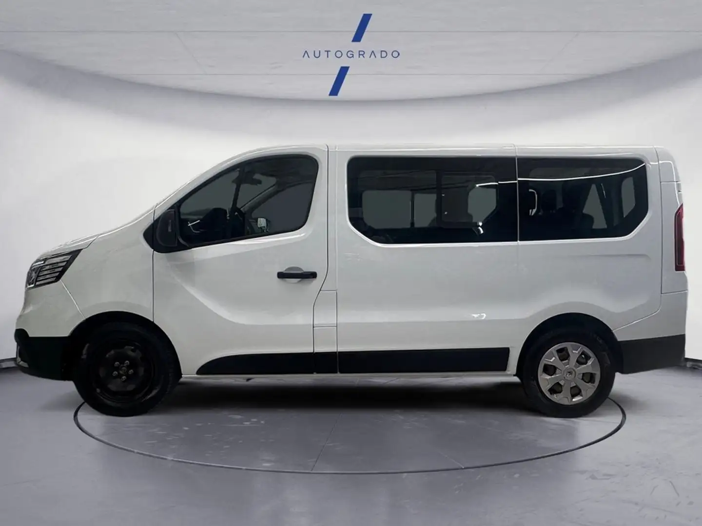 Renault Trafic Combi 9 Energy Blue dCi 81 kW (110CV) Blanco - 2