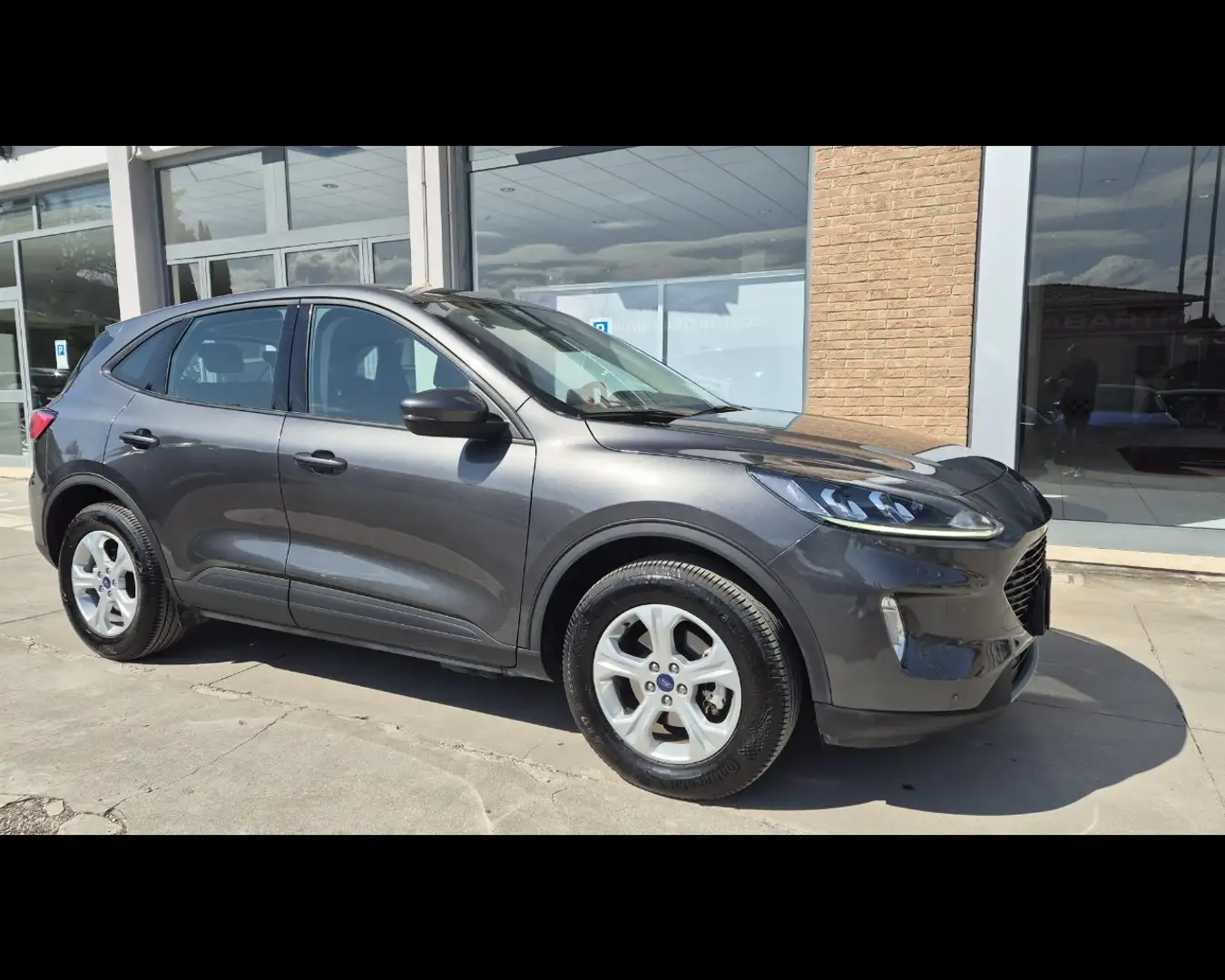 Ford Kuga 2.5 PHEV Titanium Business Grijs - 2
