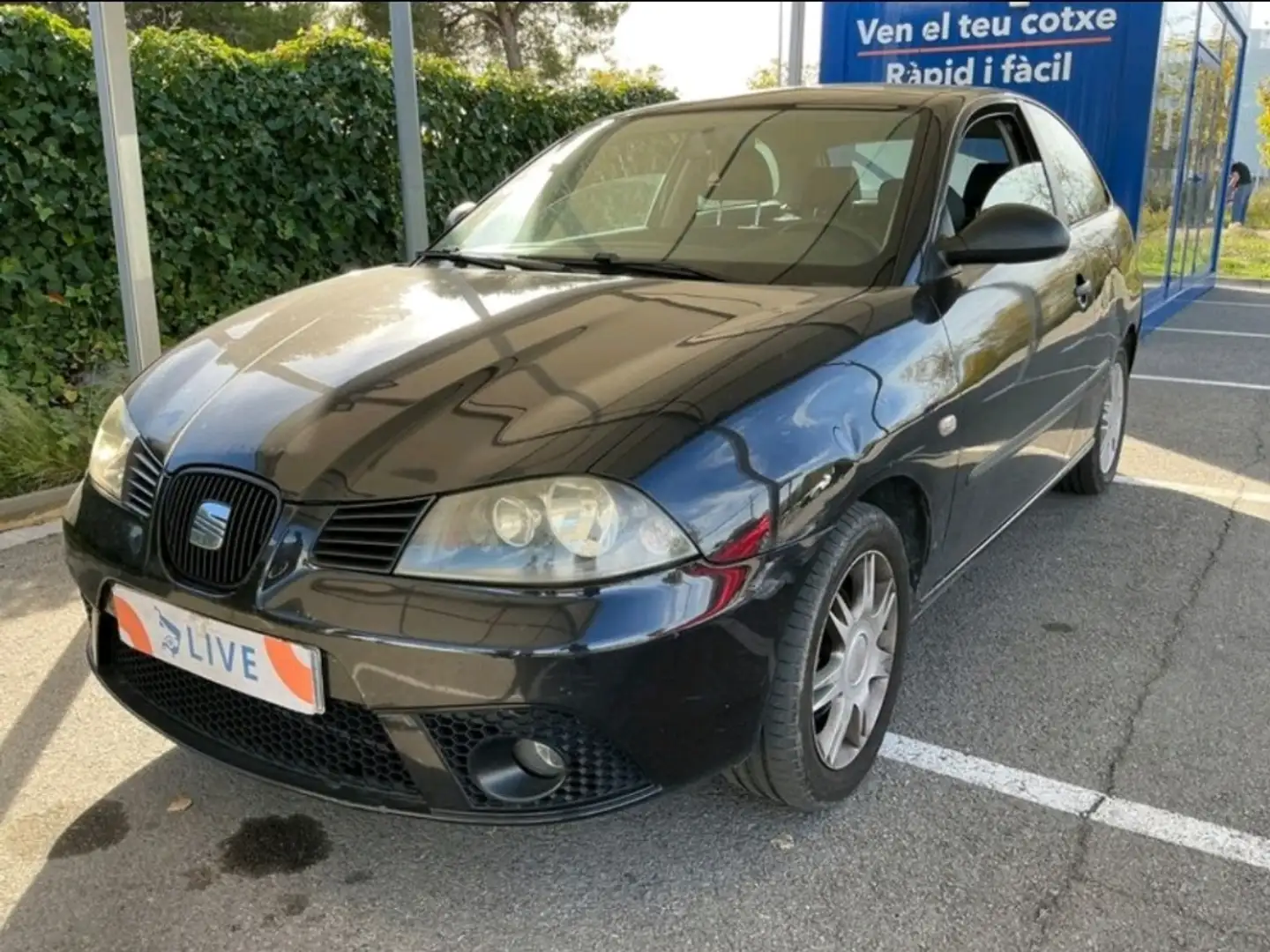 SEAT Ibiza 1.4 16v Hit 85 Schwarz - 1