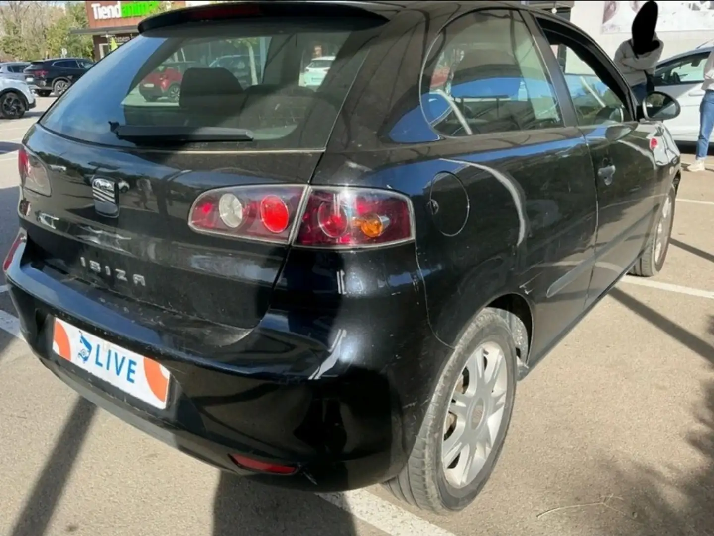 SEAT Ibiza 1.4 16v Hit 85 Schwarz - 2