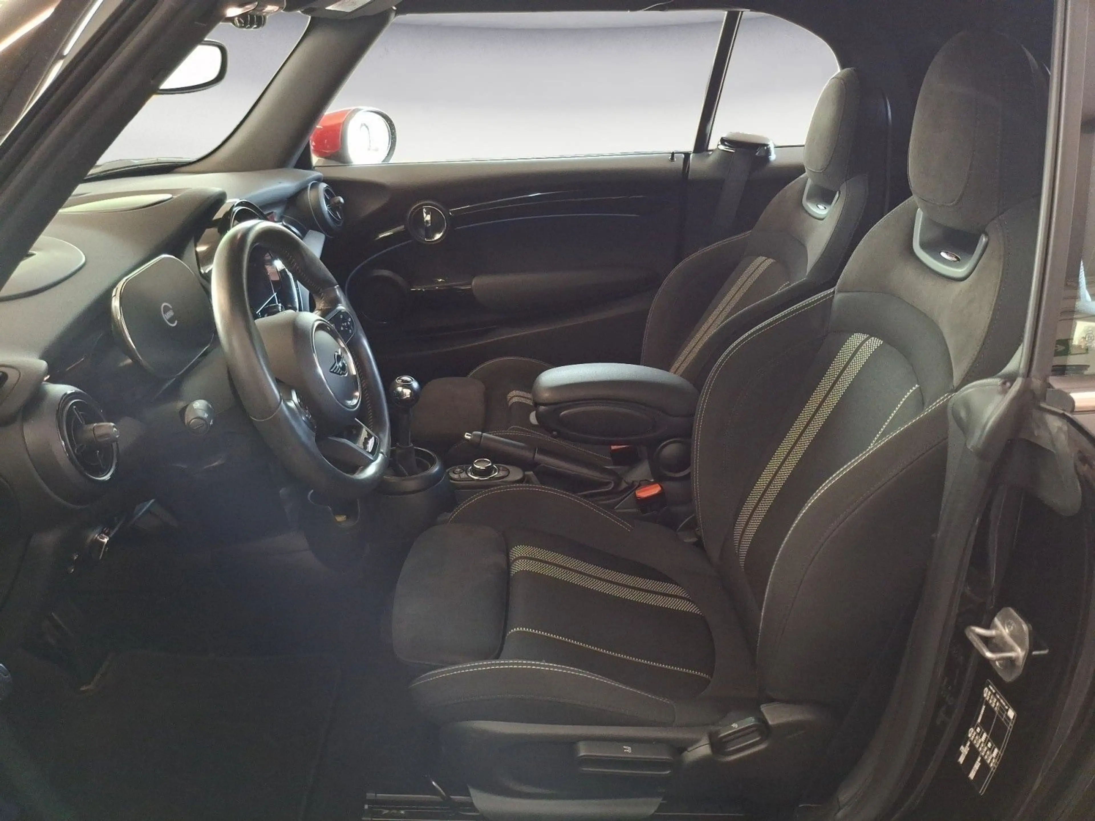 MINI John Cooper Works Cabrio JCW Cabrio John Cooper Works Trim Navi Plus Head — photo 9