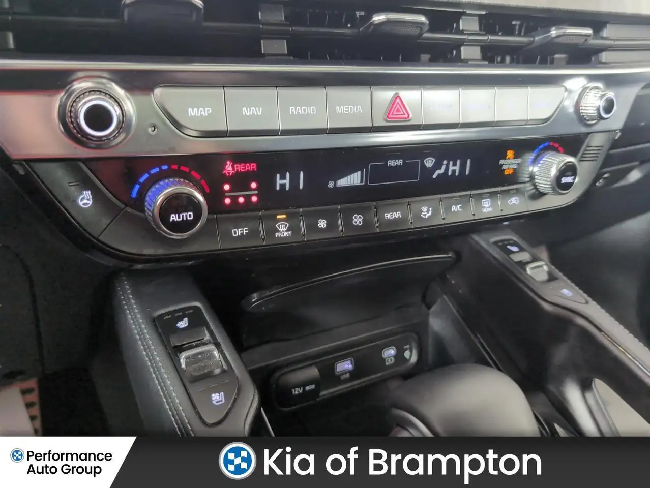 Kia Telluride снимка Kia Telluride