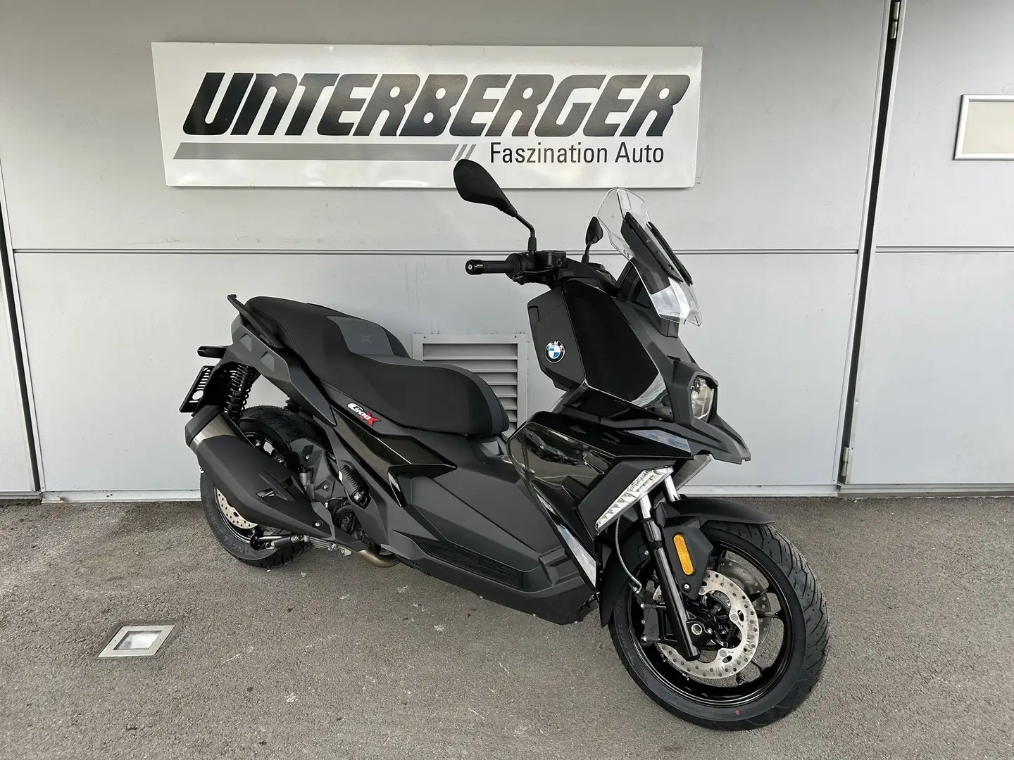 BMW C 400 X Schwarz - 1