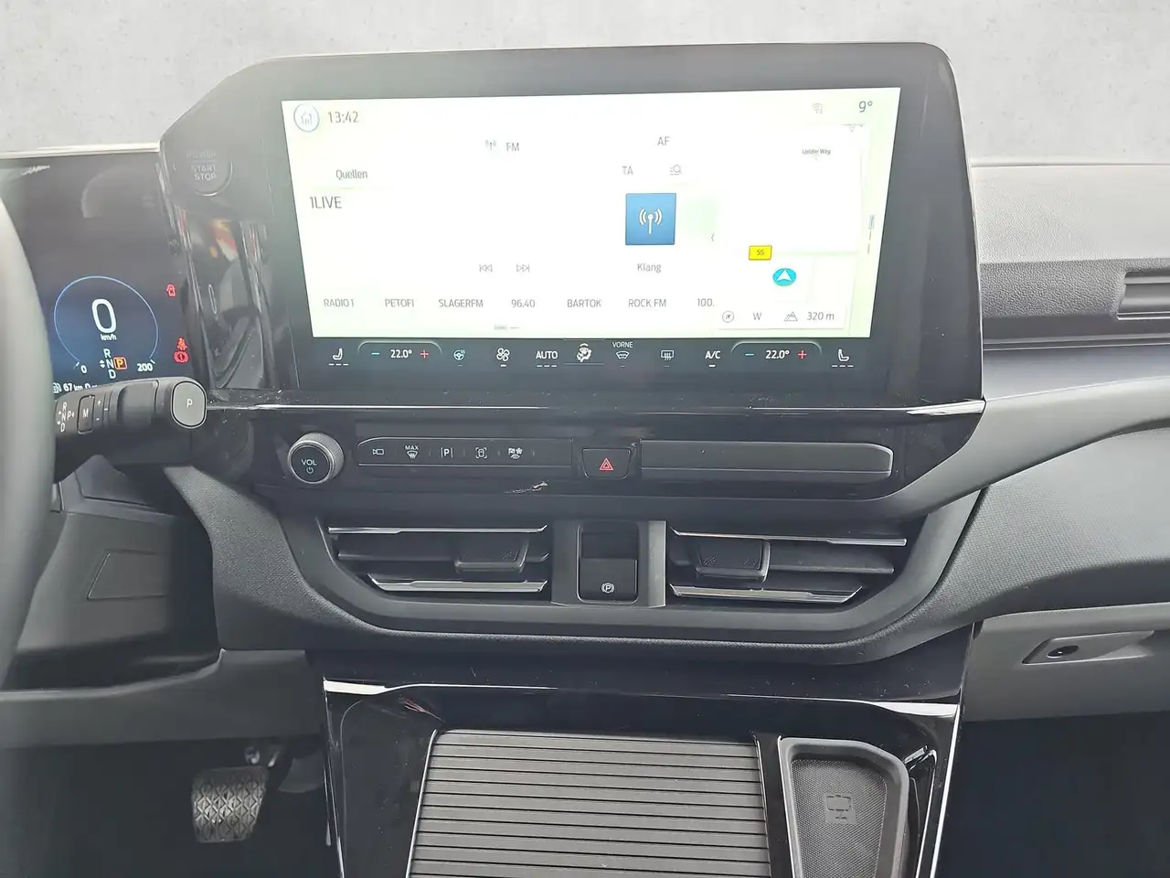 Ford Tourneo Custom 2.0 EB Autom Titanium X L2 AHK 13