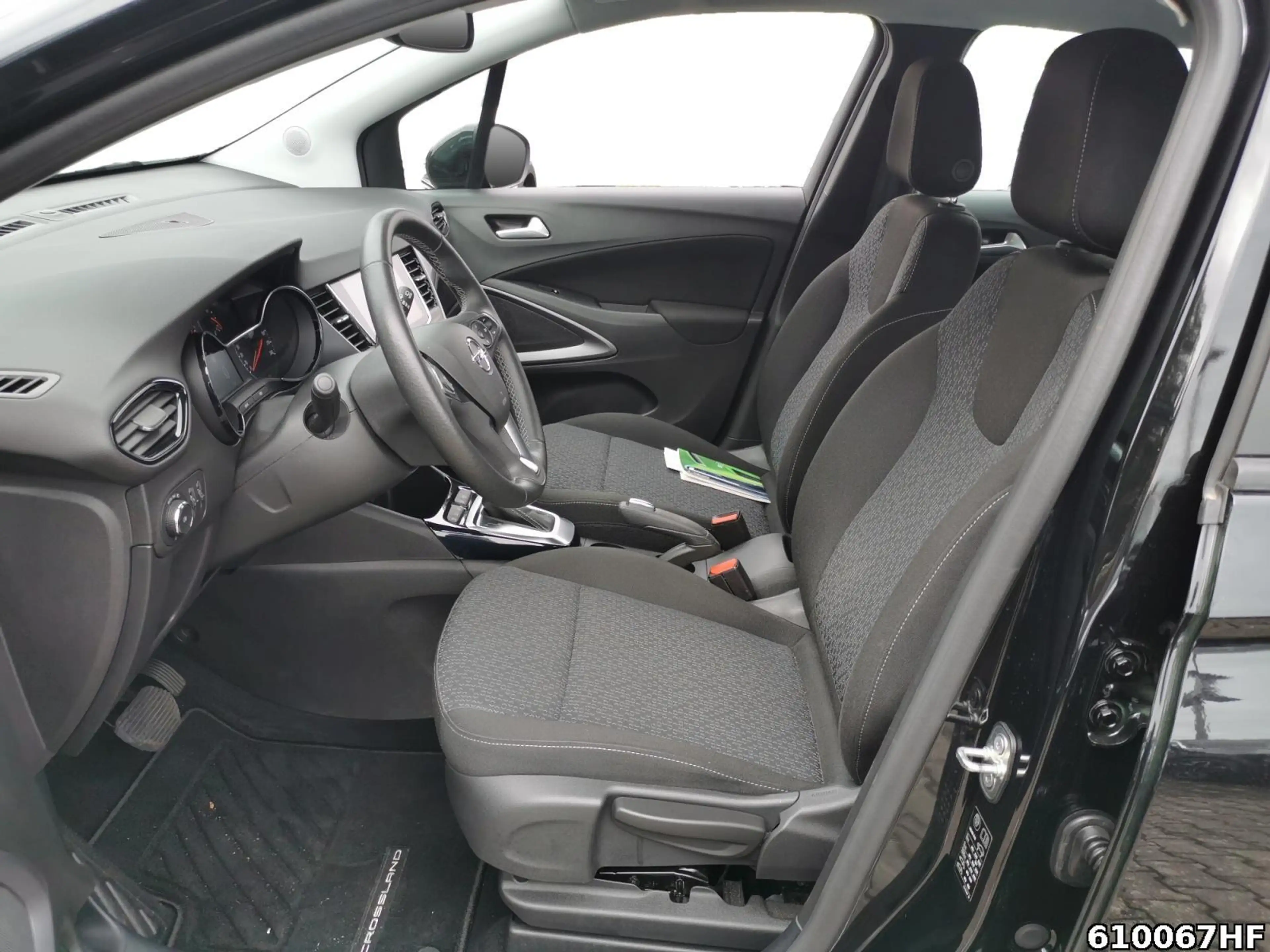 Opel Crossland (X) 1.2 Turbo Enjoy*KAMERA*LED*LEDER* — photo 11