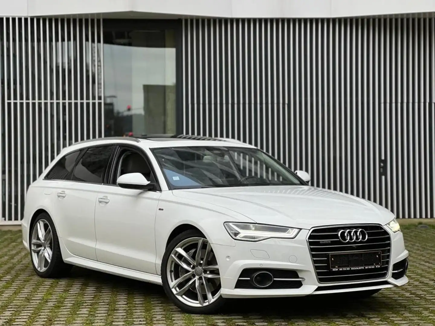 Audi A6 Avant 3.0 BI TDI quattro tiptronic / 320 PS/ Blanc - 2