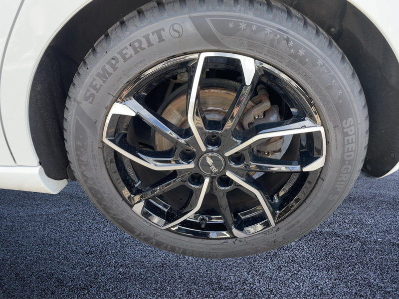 Mercedes-Benz A 180 d Kompaktlimousine Progressive PDC SHZ LED — photo 10