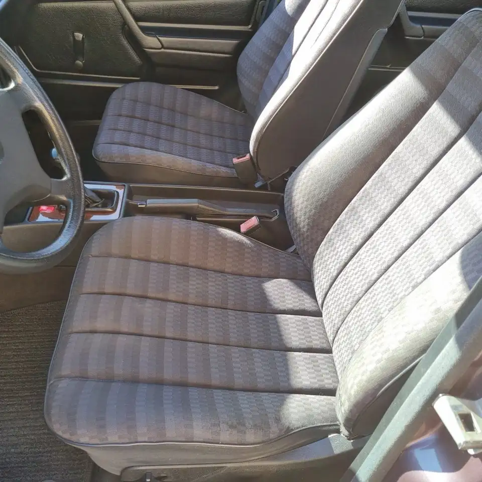 Mercedes-Benz 190 E 1.8, foto 10