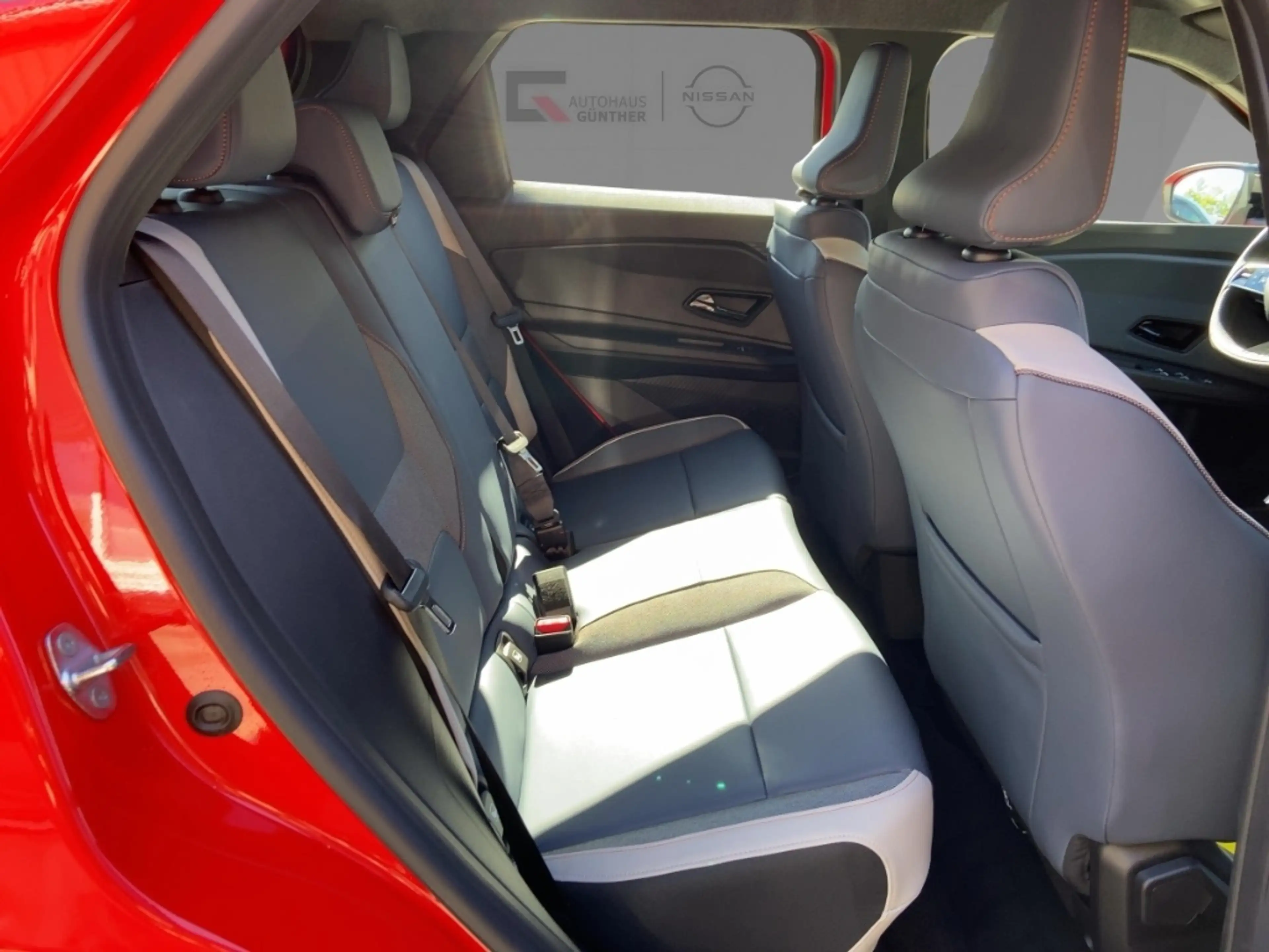 Nissan Micra 52kWh EVOLVE Winter /Harman-Kardon/LED/Carplay — photo 11