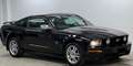Ford Mustang GT 4.6 V8 Schwarz - thumbnail 1
