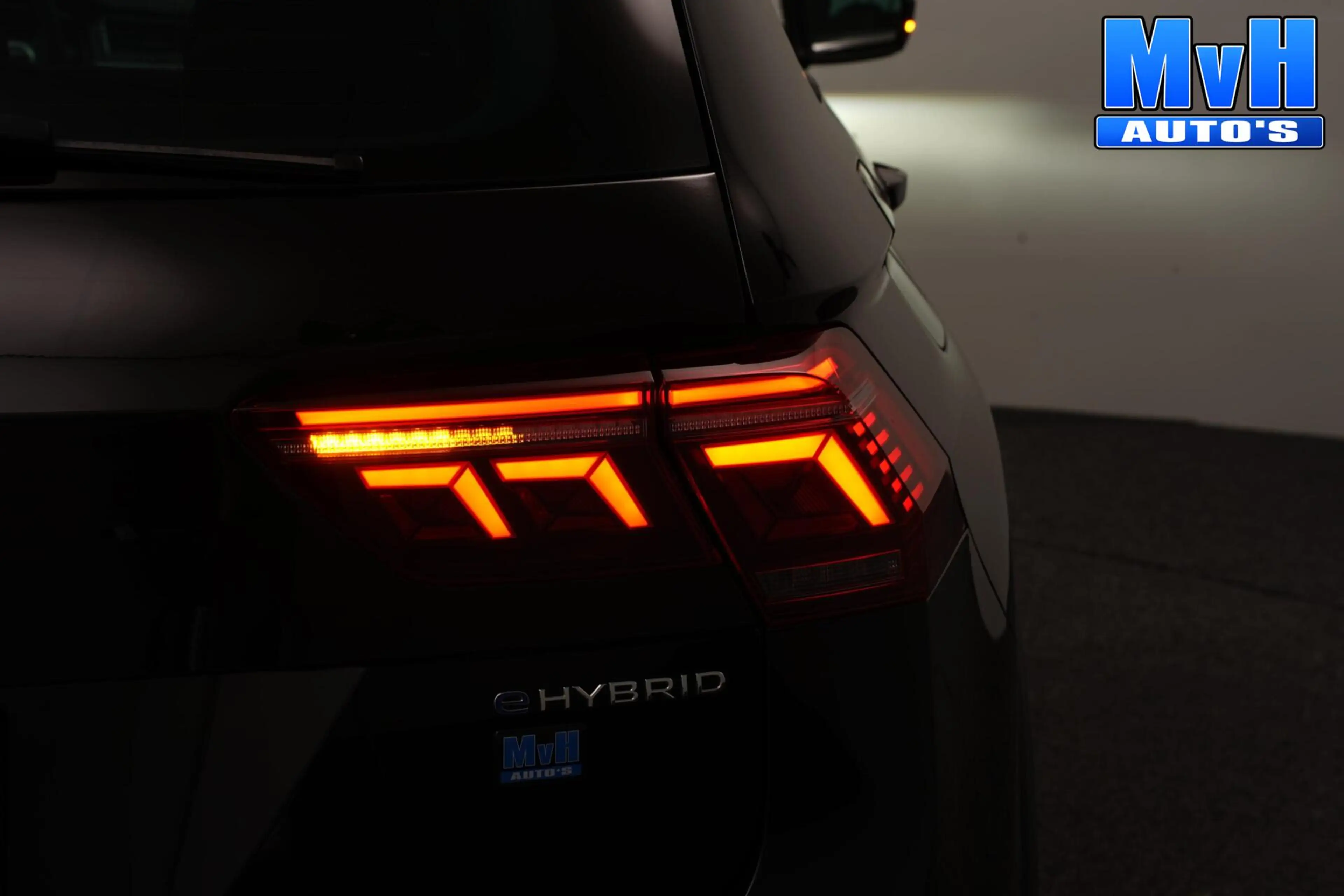 Volkswagen Tiguan 1.4 TSI PHEV R-Line|PANO|BOMVOL!|SOH.94% — photo 44