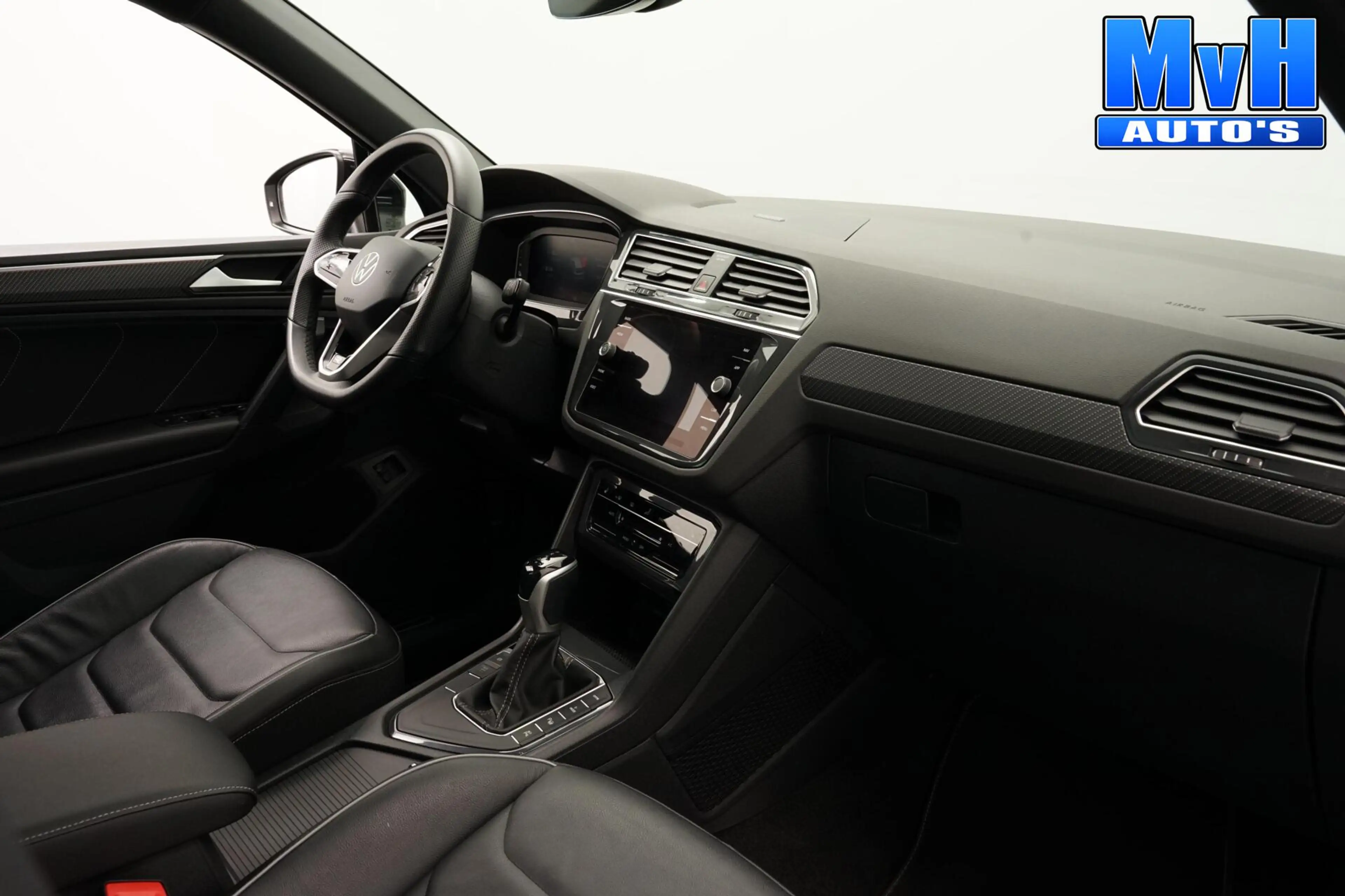 Volkswagen Tiguan 1.4 TSI PHEV R-Line|PANO|BOMVOL!|SOH.94% — photo 14