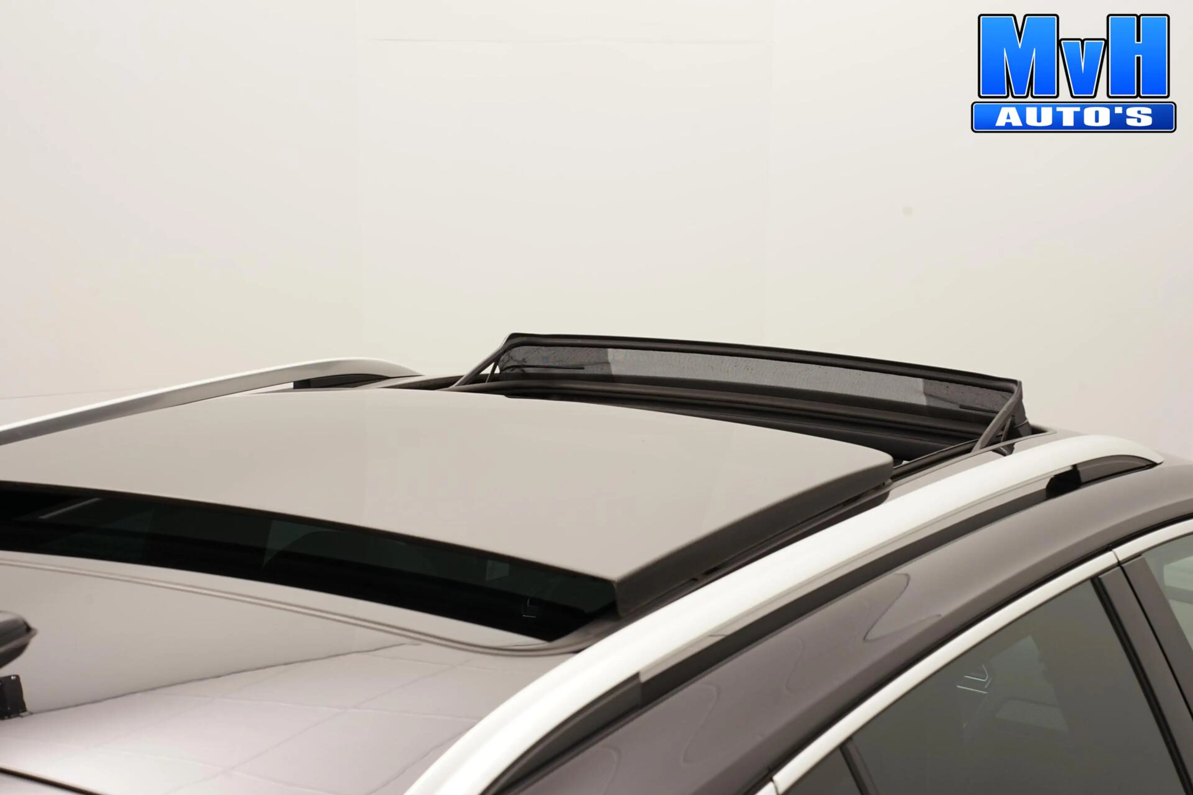 Volkswagen Tiguan 1.4 TSI PHEV R-Line|PANO|BOMVOL!|SOH.94% — photo 26