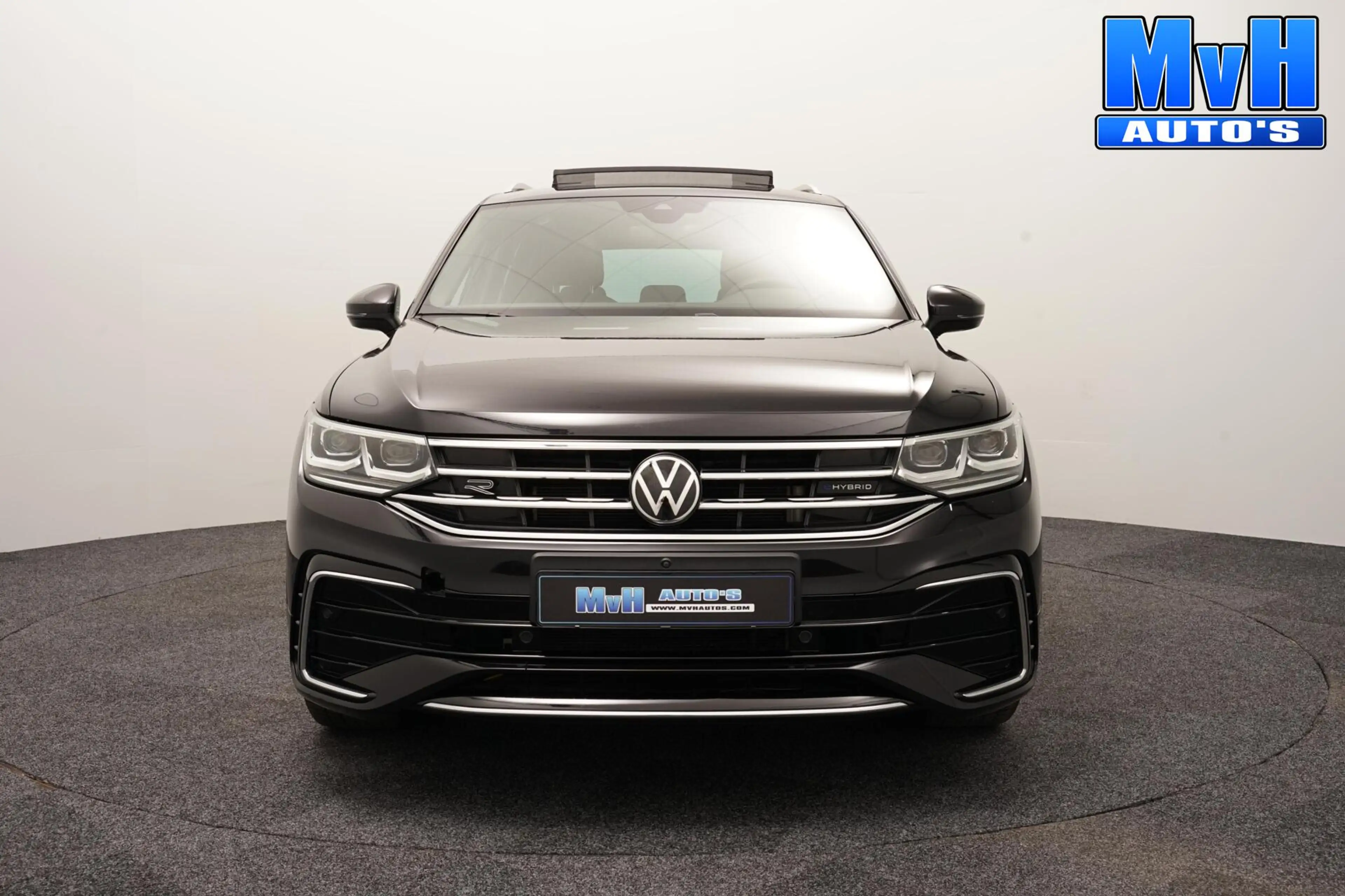 Volkswagen Tiguan 1.4 TSI PHEV R-Line|PANO|BOMVOL!|SOH.94% — photo 24
