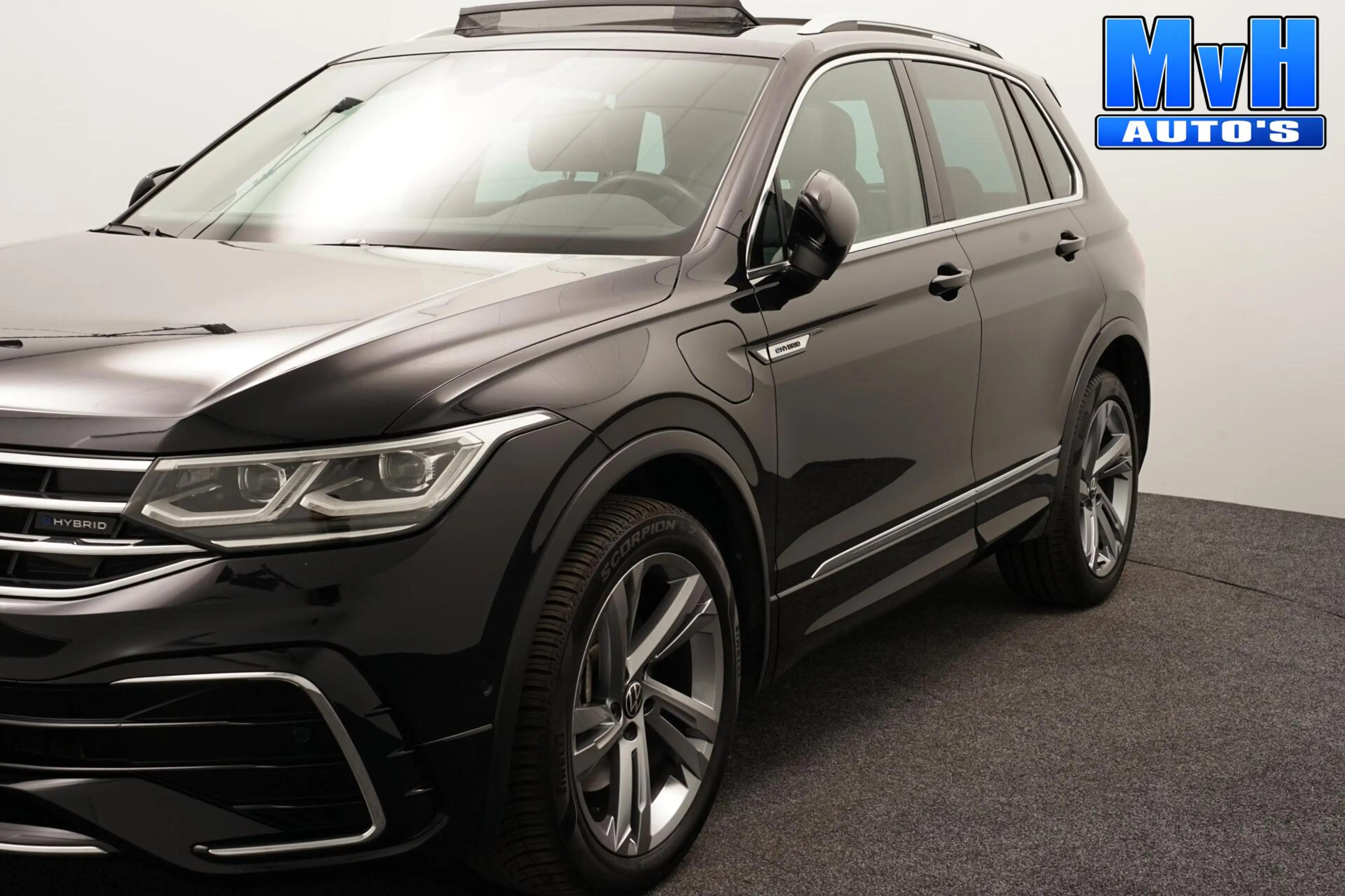 Volkswagen Tiguan 1.4 TSI PHEV R-Line|PANO|BOMVOL!|SOH.94% — photo 36
