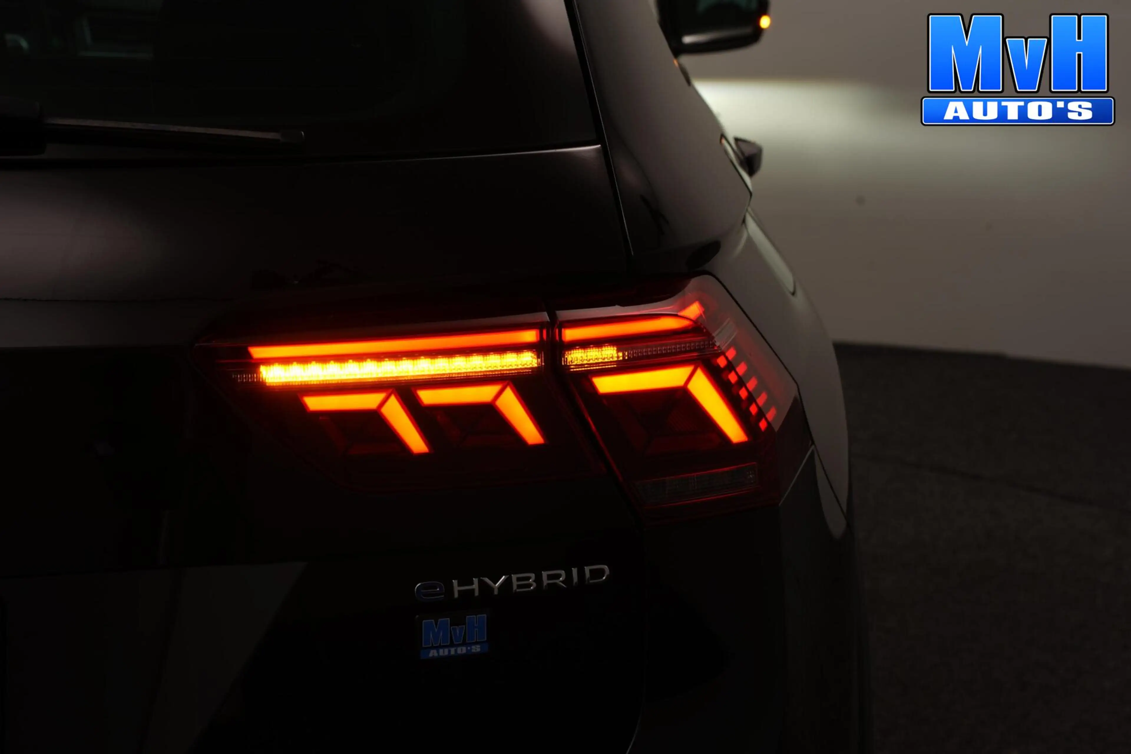 Volkswagen Tiguan 1.4 TSI PHEV R-Line|PANO|BOMVOL!|SOH.94% — photo 45