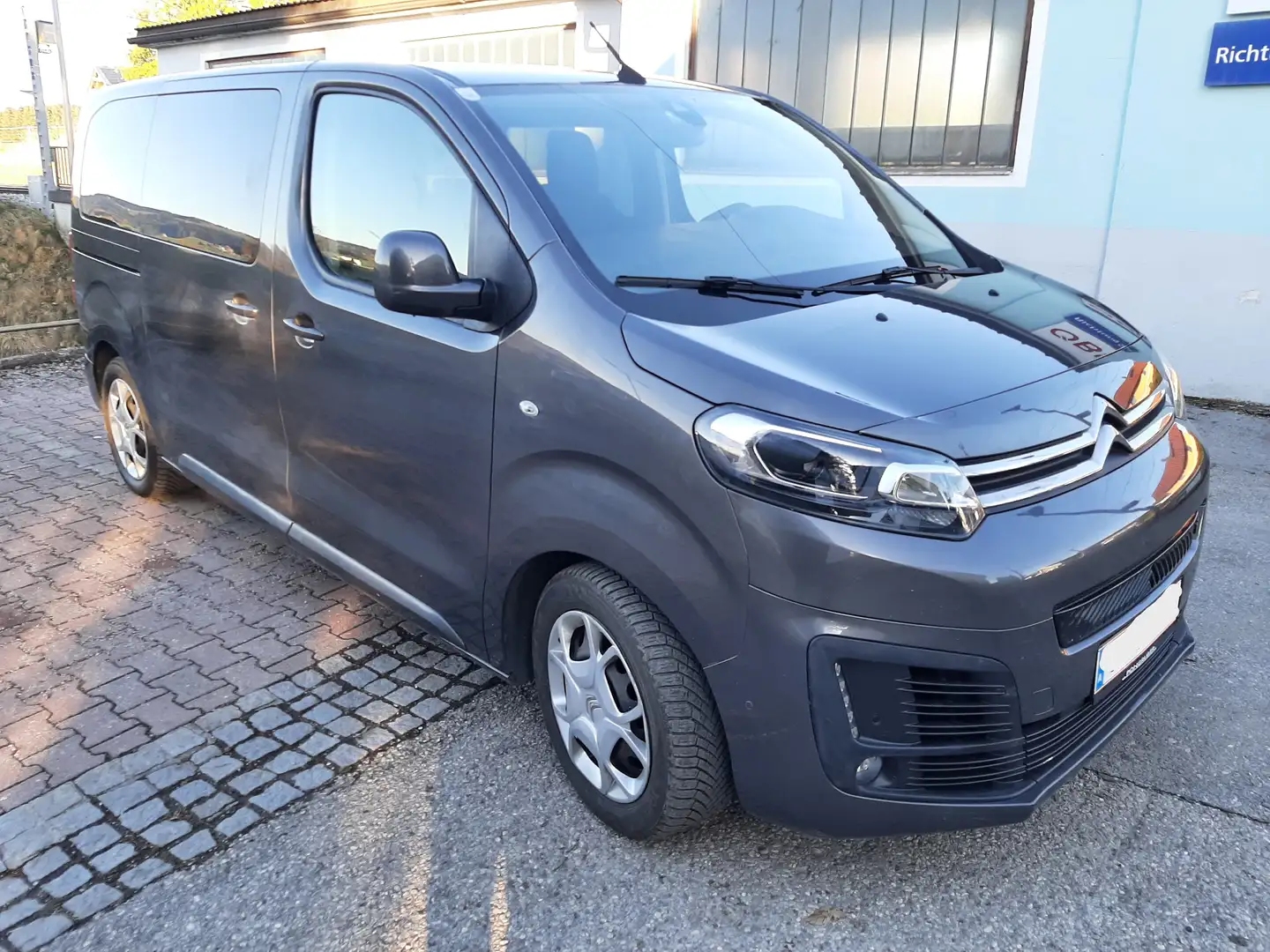 Citroen Spacetourer e-Spacetourer Batterie 50kWH M Feel Feel Grau - 2
