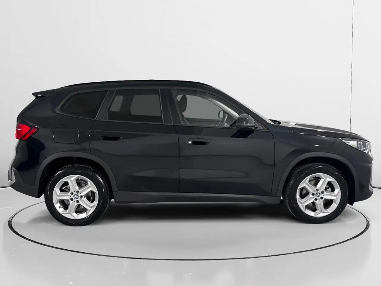 2024 BMW X1 sDrive 18iA, photograph 2
