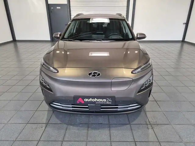 Hyundai Kona view 2