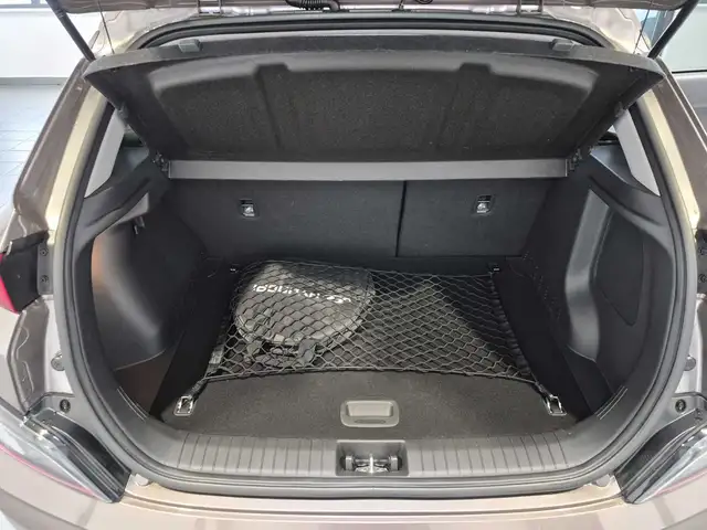 Hyundai Kona view 6